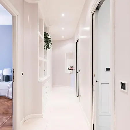Easylife - Comfort And Style In The Heart Of Appartement Milaan